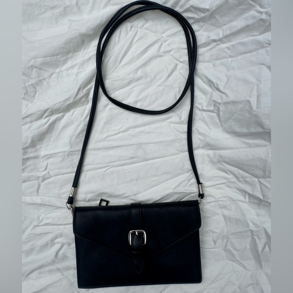 Elegant Black Crossbody Bag